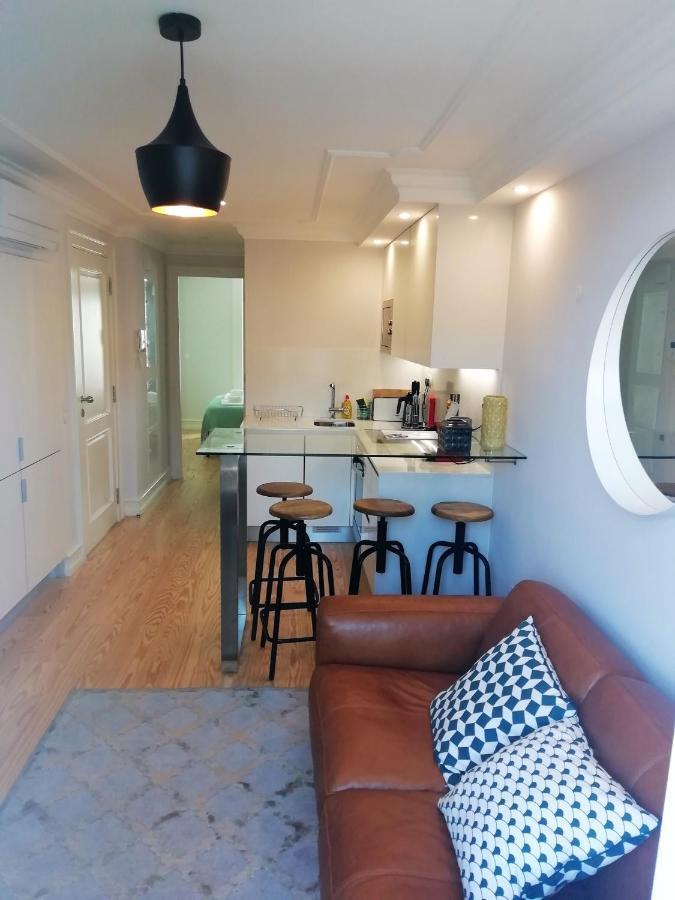 Augusta 229-5E-City Center Apt- Balcony & Elevator 리스본 외부 사진